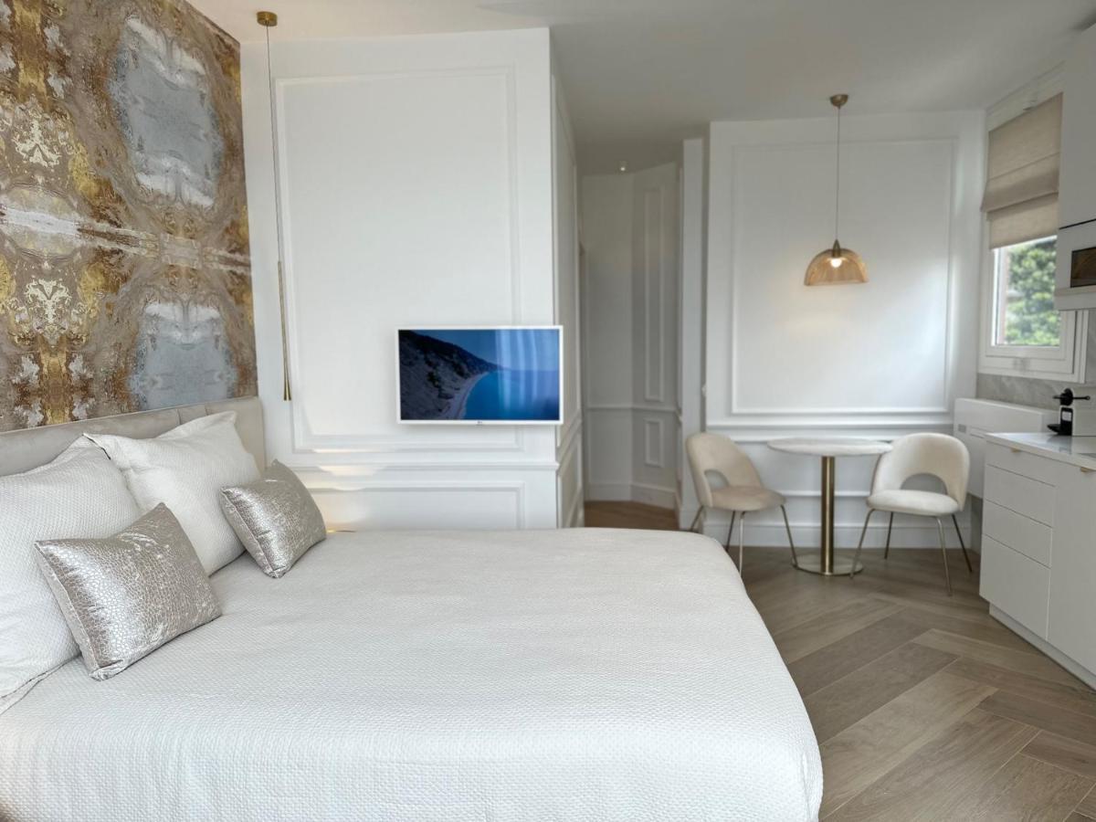 Appartamento Aria Del Mare Вентімілья Екстер'єр фото